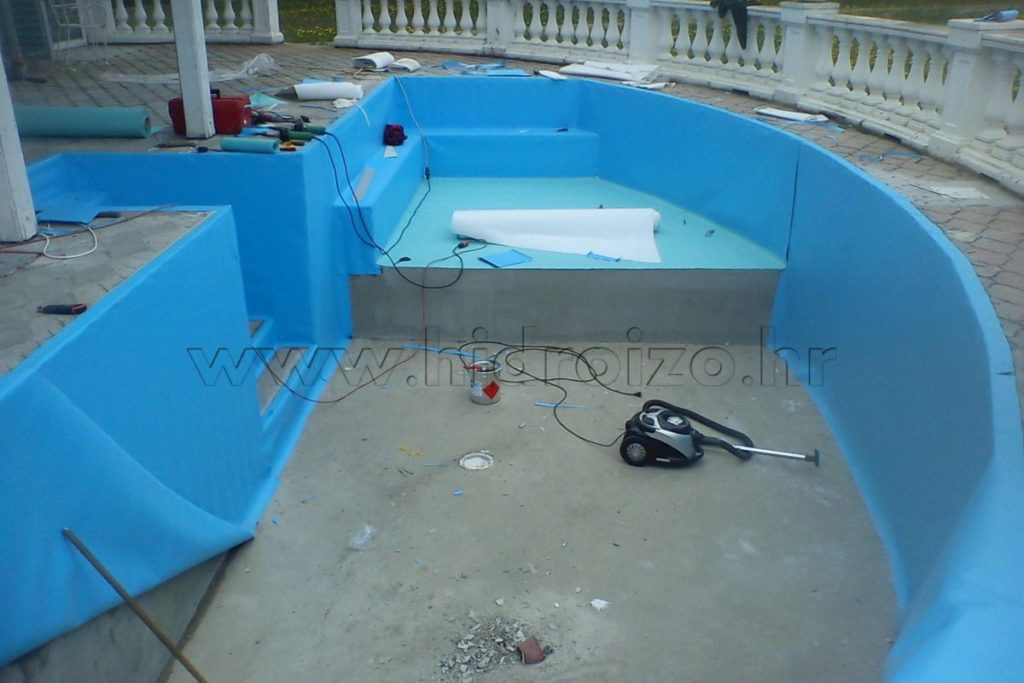 Postavljanje bazenske folije2